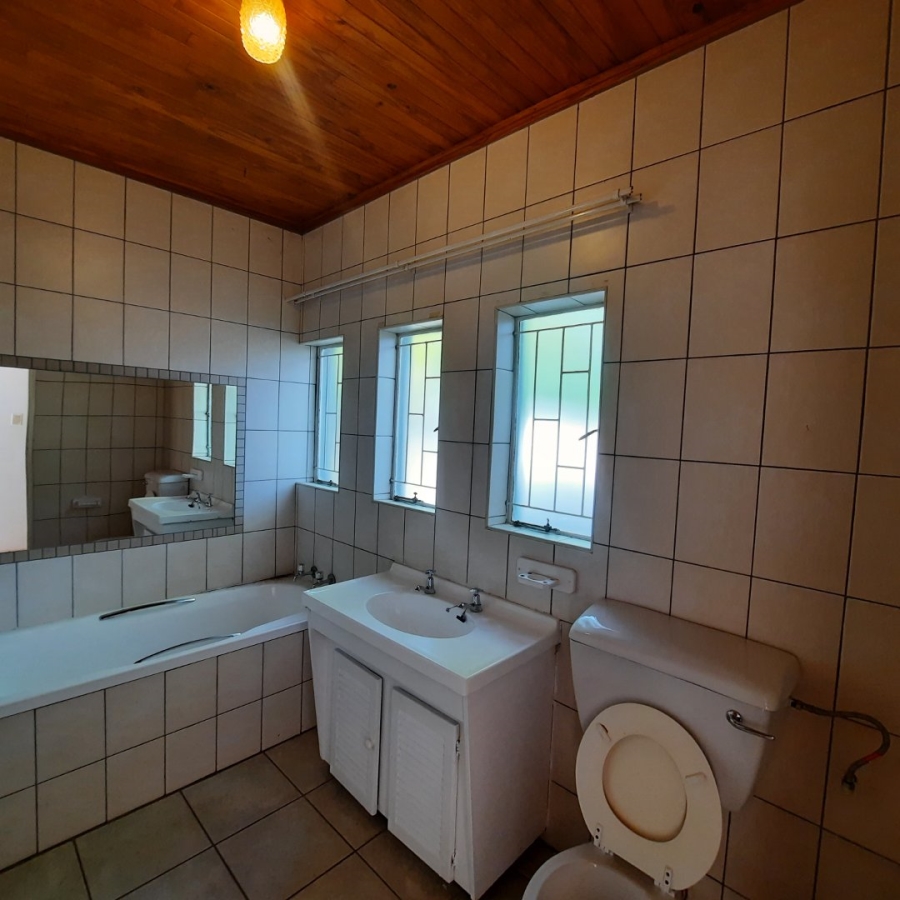 3 Bedroom Property for Sale in Langenhovenpark Free State